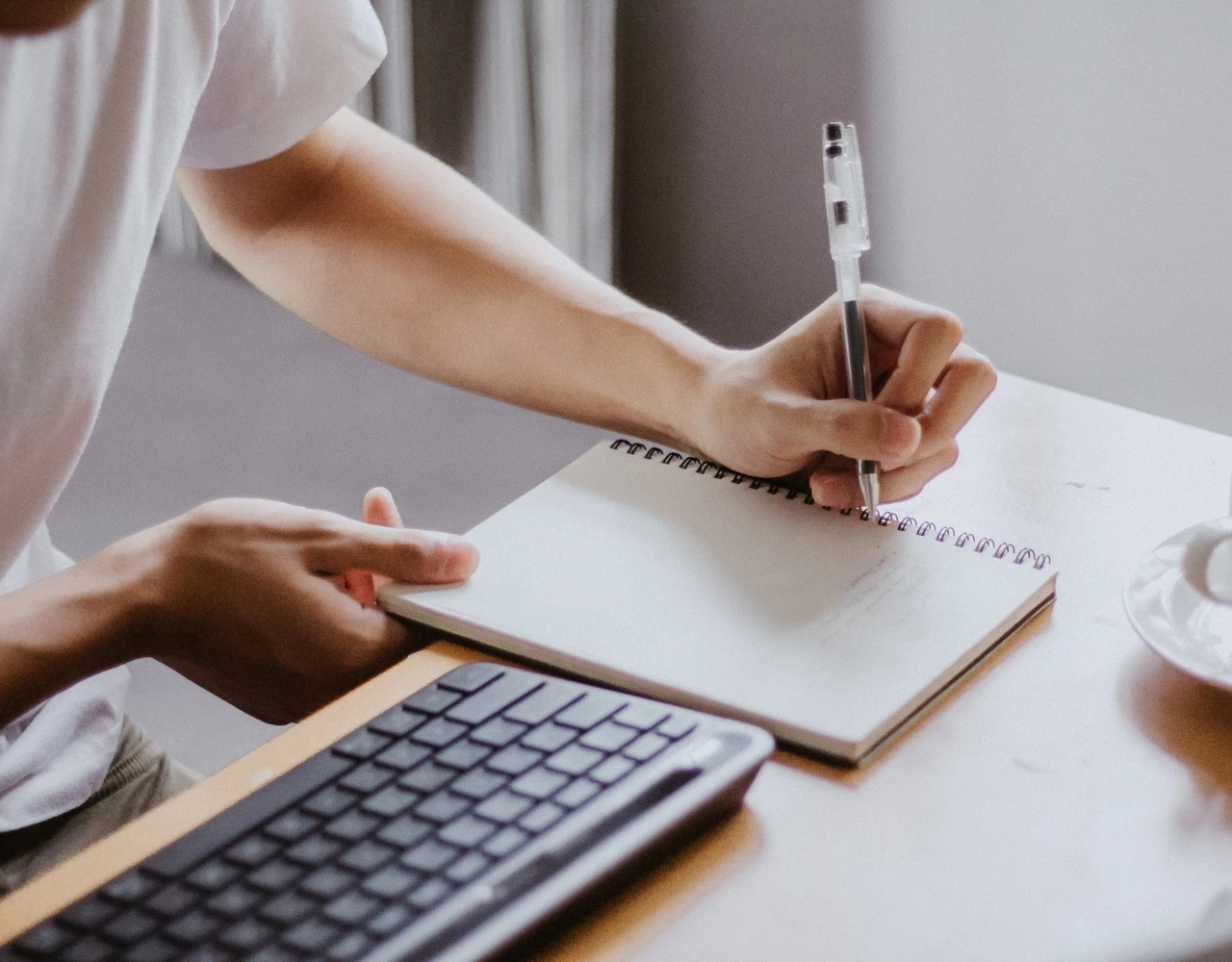 os explicadores online da Sapientia são experientes e qualificados, em prol do sucesso escolar dos nossos alunos.