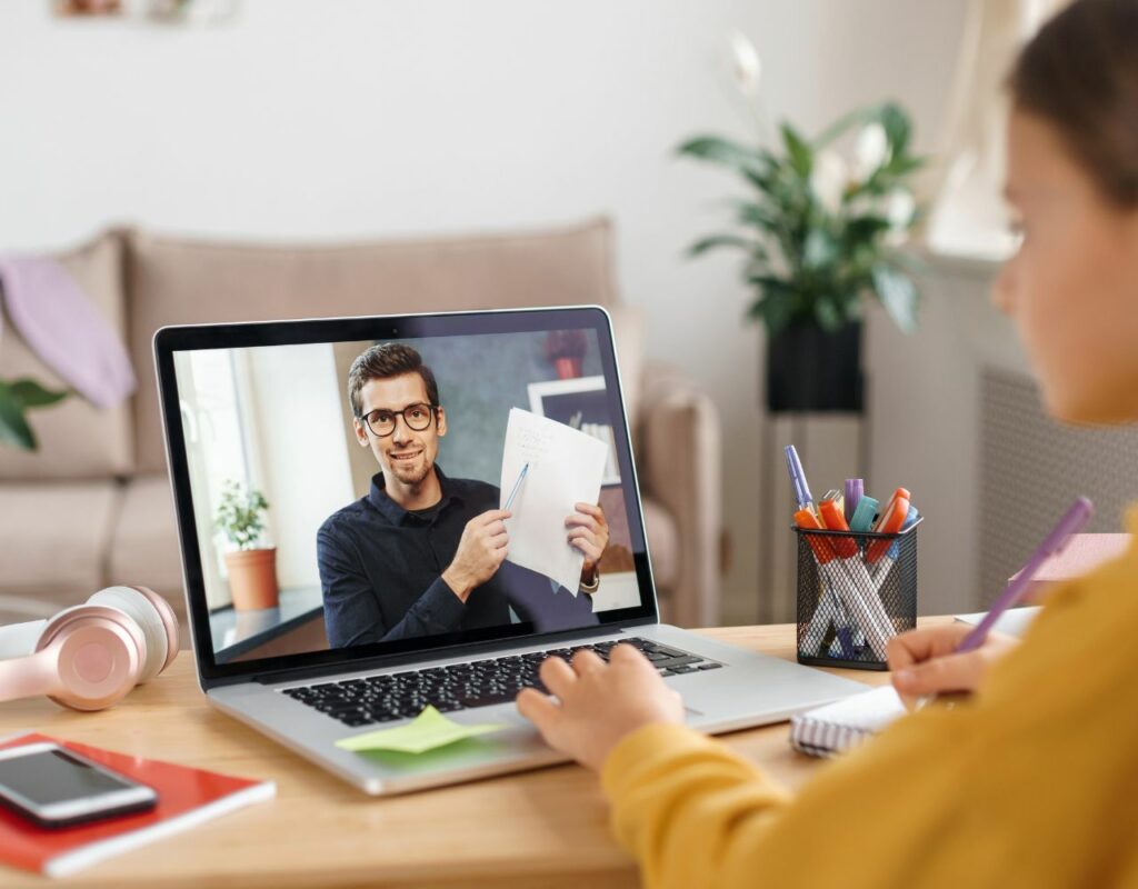 Prof online? Se procuras uma evolução, esta é a solução!